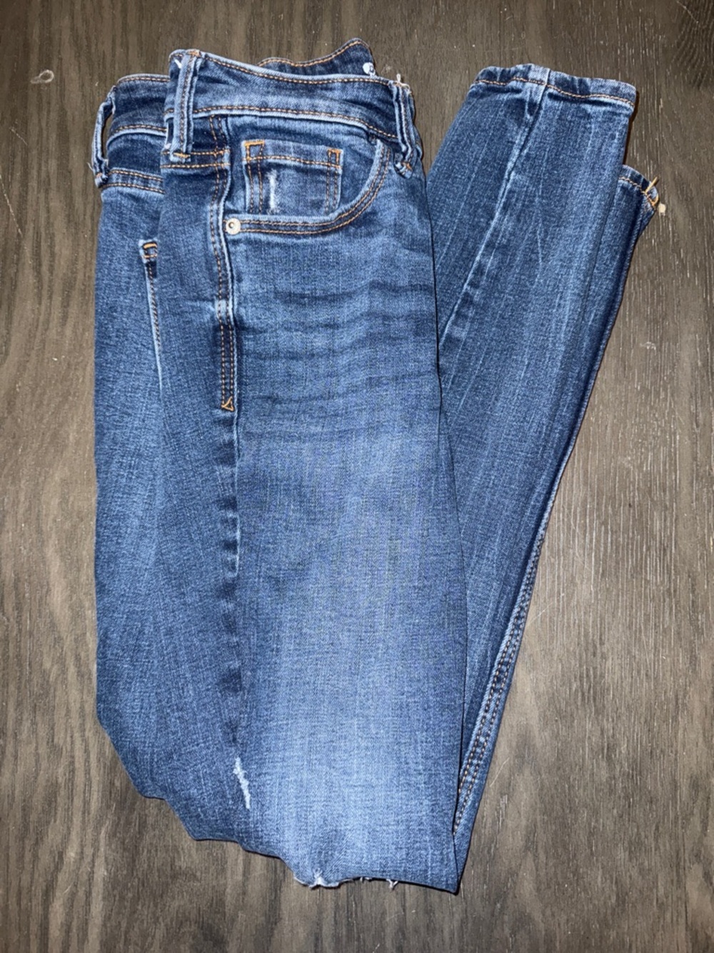 Size 0 Old Navy Super Skinny Distresed Jeans